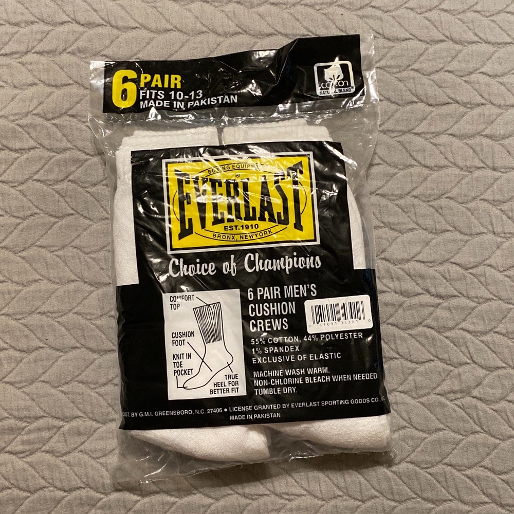 6 Pair Everlast Crew Socks